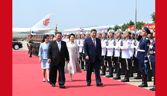 習近平出席金正恩舉行的歡送儀式